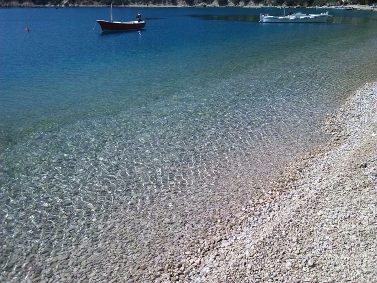 Apartments Iva Brstilo Omis Luaran gambar